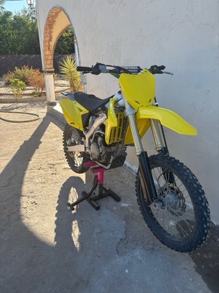 Suzuki RMZ 450 2016