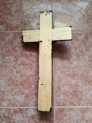 Crucifijo de madera para colgar