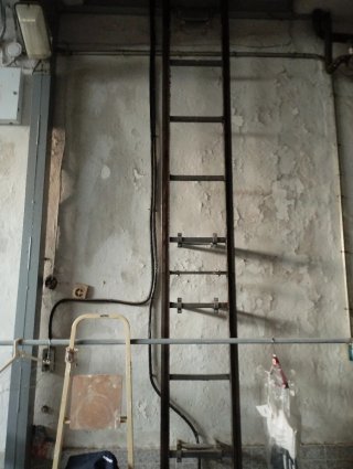 Montacargas completo de 350kg Urge