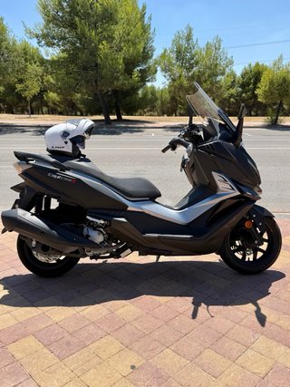 Sym Cruisym 300 2024 Negro