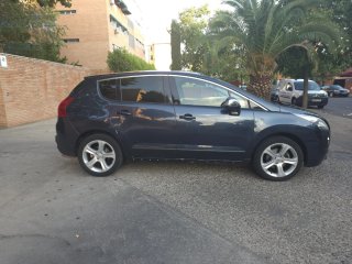 Peugeot 3008 2012
