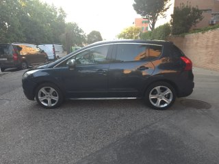 Peugeot 3008 2012