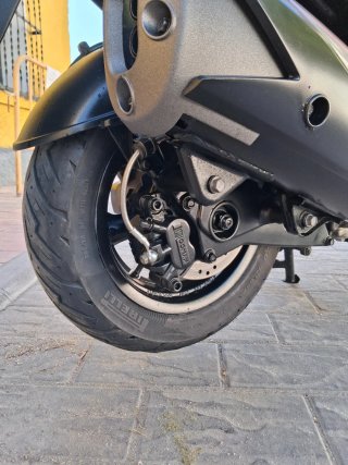 Kymco Jager 300cc Maxi Scooter Roja
