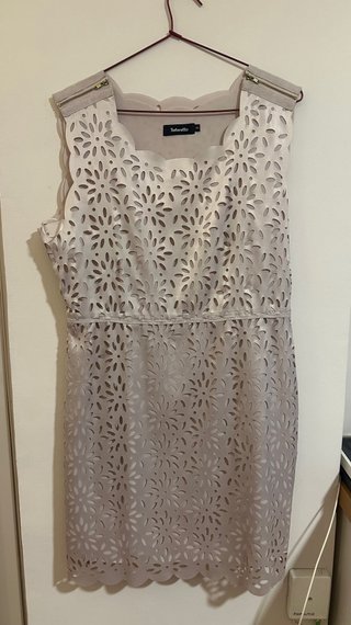 Vestido fiesta Tintoretto beige talla L