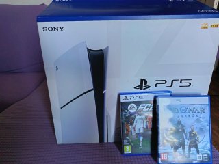 Consola PS5 Slim con Lector + 2 Juegos