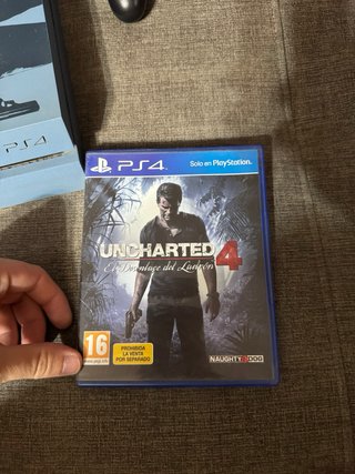 Consola PS4 Edición Especial Uncharted Gris Azul