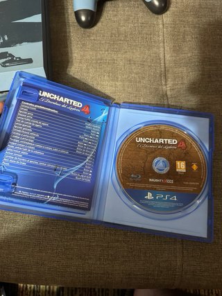 Consola PS4 Edición Especial Uncharted Gris Azul