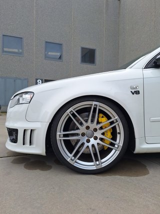 Audi RS4 B7