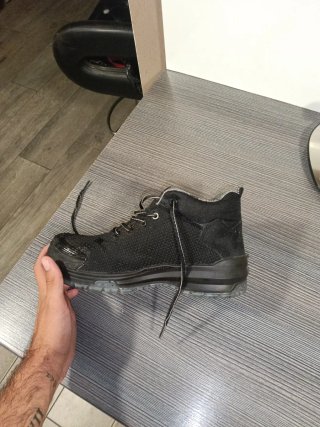 Botas de seguridad negras