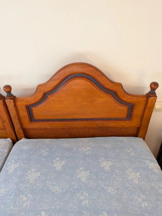 2 Camas 105x180 con Cabeceros Madera