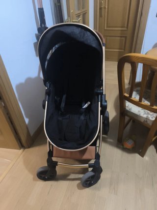 Carrito de bebé plegable con cesta