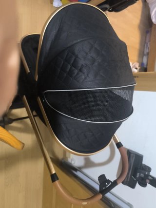 Carrito de bebé plegable con cesta