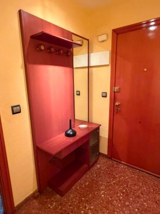 Mueble recibidor madera y cristal