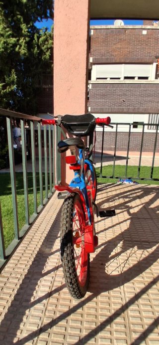 Bicicleta Infantil Spiderman Azul