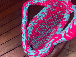 Borsa artigianale nera fatta a mano