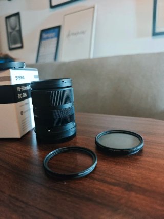 Sigma 18-50mm f/2.8 DC DN — Montura L