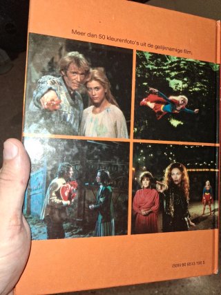 Libro Supergirl - Wendy Andrews