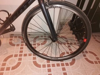 Bicicleta Giant Contend 29