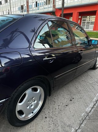 Mercedes-Benz Clase E 2002
