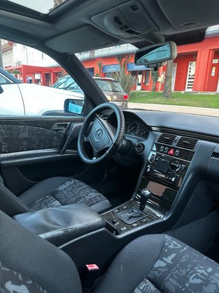 Mercedes-Benz Clase E 2002