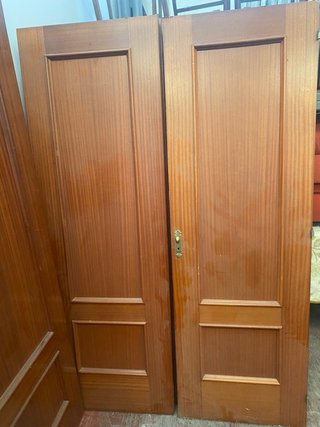 Puerta madera interior