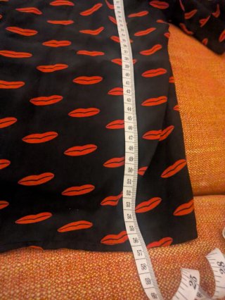 Blusa Kling Estampado Labios Negro Rojo Talla 2
