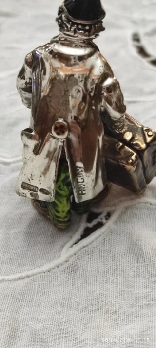 Scultura Viaggiatore Argento 800 Smaltato firmata