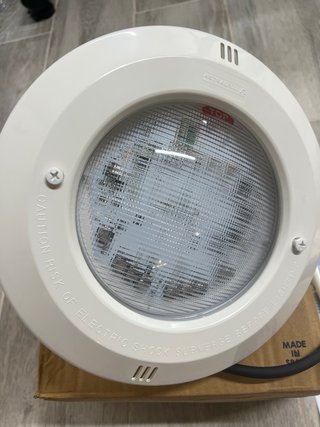Proyector Lumiplus 1.11 RGB + Mando Astralpool