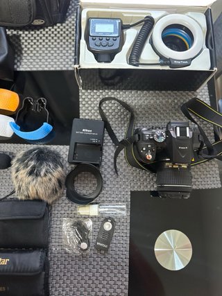 Cámara Nikon D5300 + Kit Accesorios