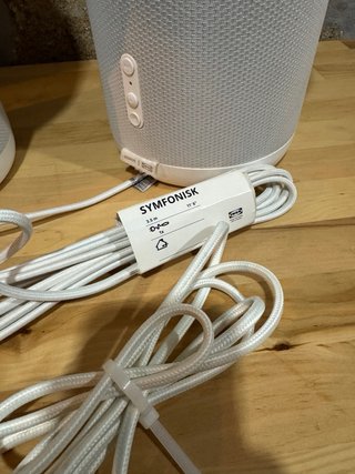 Lámpara Altavoz WiFi IKEA SYMFONISK Blanca