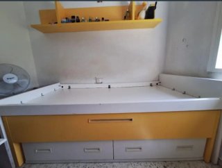 Cama infantil con cajones