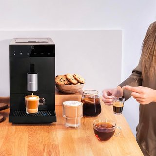 Cecotec Cafetera Superautomática Compacta Cremmaet