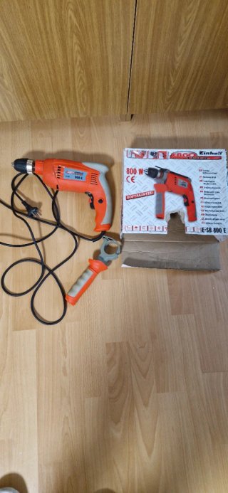 Taladro Einhell 800W con empuñadura auxiliar