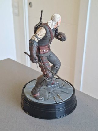 Figura Geralt de Rivia The Witcher 3