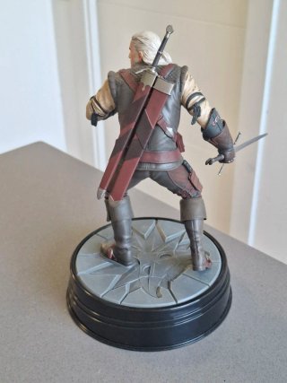 Figura Geralt de Rivia The Witcher 3