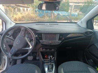 Opel Crossland X 2019