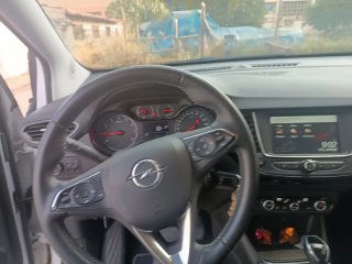 Opel Crossland X 2019