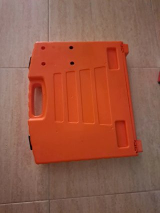 Maletín-mesa de trabajo para niños