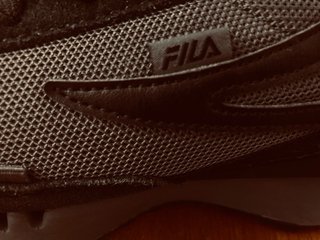 Zapatillas Fila Negras y Grises Deportivas