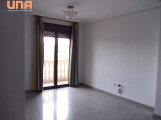 Piso en alquiler en Huerta de la Reina - Trassierra en Córdoba