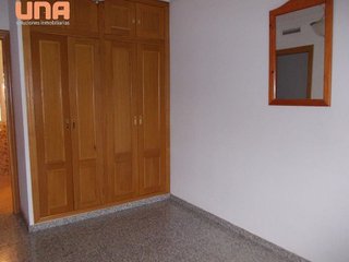 Piso en alquiler en Huerta de la Reina - Trassierra en Córdoba