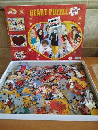Puzzle High School Musical 3 Corazón 300 piezas