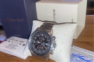 Casio Edifice EF-527D-1AVEF Cronógrafo Acero