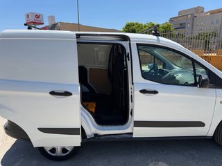 Ford Transit Courier 2020