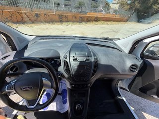 Ford Transit Courier 2020
