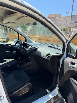 Ford Transit Courier 2020