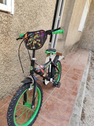 Bici infantil Patrulla Canina y Tortugas Ninja.
