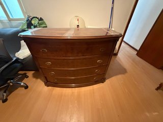 Cómoda de madera maciza
