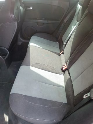 SEAT Leon Cupra R
