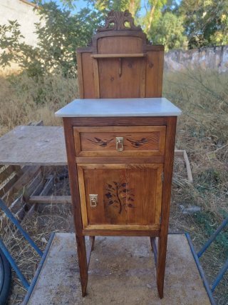 Mesita Noche Antigua Madera y Mármol